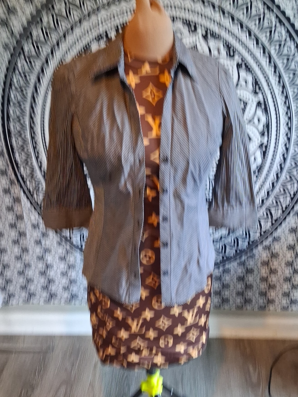 Express Design Studio Striped Button Down Top in Brown & White Size XS